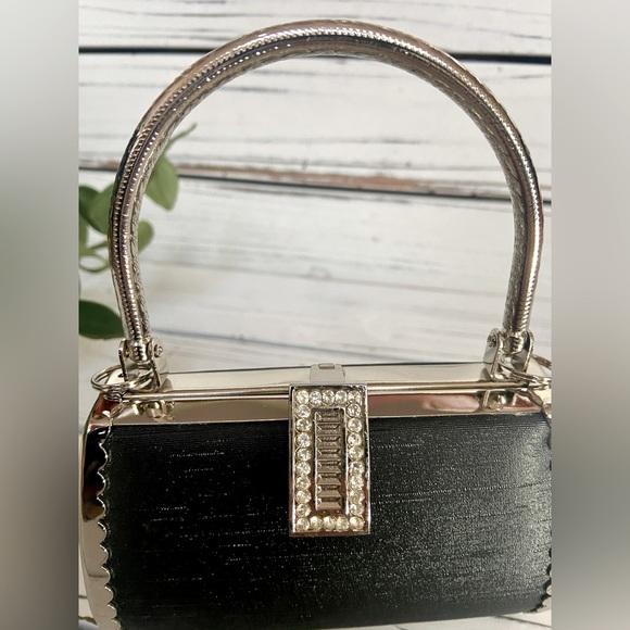 Gorgeous Vintage Hard Shell Evening Bag - Picture 3 of 11